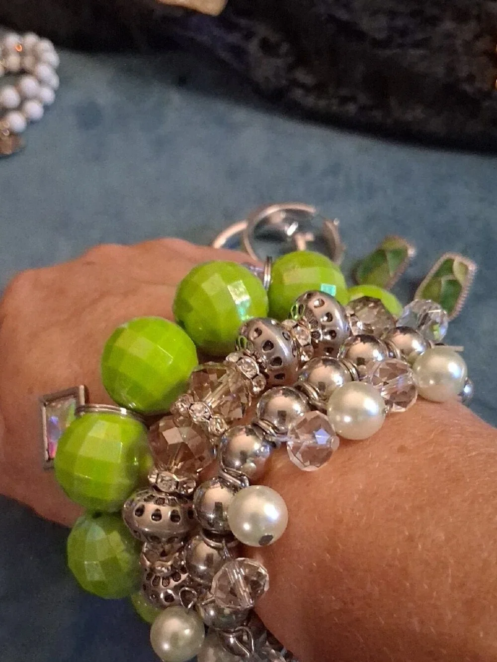 Green Beaded and Silver Accent Bracelet Set Matching Earrings.